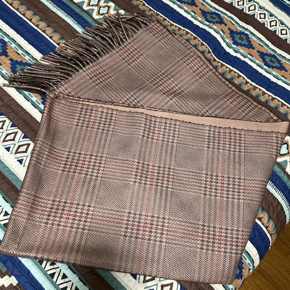 Cashmere scarf / made in Italy / new - Picture 5 of 14